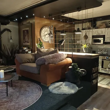 Dom wakacyjny Loft By The Asunto Omakotitalon Alakerrassa Ylojarvi