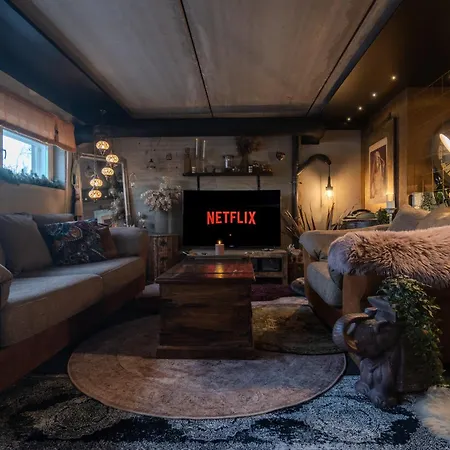 Dom wakacyjny Loft By The Asunto Omakotitalon Alakerrassa Ylojarvi