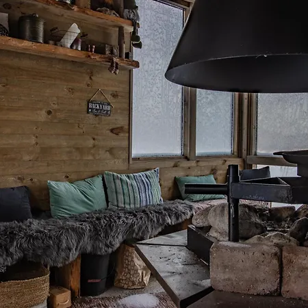 Loft By The Asunto Omakotitalon Alakerrassa Dom wakacyjny Ylojarvi