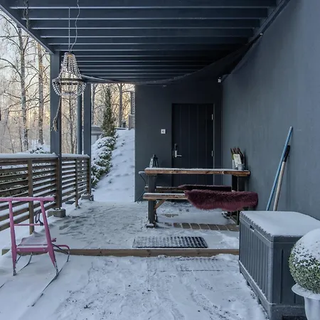 Loft By The Asunto Omakotitalon Alakerrassa بيت للعطل Ylojarvi