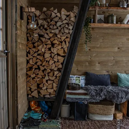 Loft By The Asunto Omakotitalon Alakerrassa Dom wakacyjny *