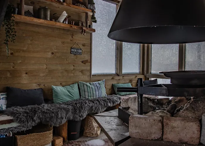 Loft By The Asunto Omakotitalon Alakerrassa Дом отдыха Ylojarvi