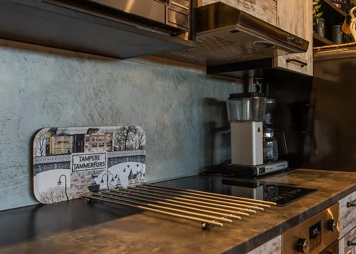 Loft By The Asunto Omakotitalon Alakerrassa *