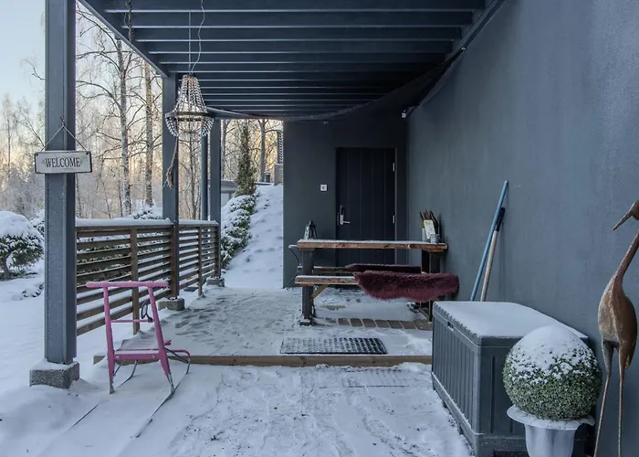Loft By The Asunto Omakotitalon Alakerrassa Дом отдыха Ylojarvi