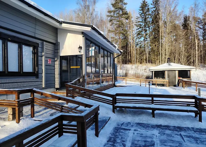 Loft By The Asunto Omakotitalon Alakerrassa * Ylojarvi